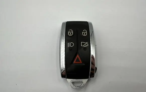 Jaguar XF X250 Ignition key/card 6W8315K601FB
