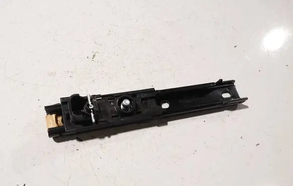 Citroen C4 II Seat belt adjustment rail 9672727080