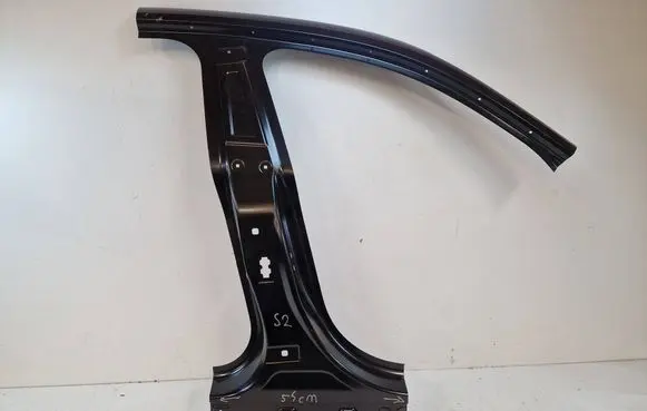 BMW i4 Pillar (middle) 