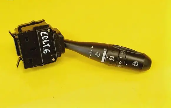 Mitsubishi Colt Wiper control stalk 17D714
