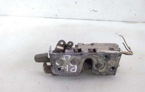 Volkswagen II LT Front door lock