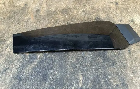 Audi A5 Front door glass trim molding 8W8853289