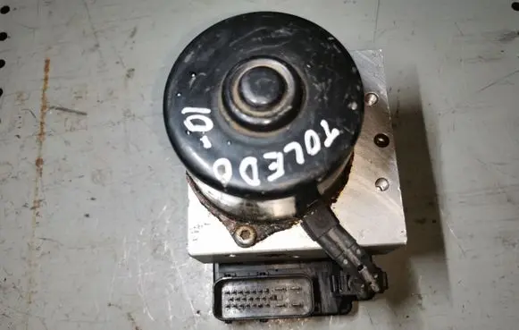 Seat Toledo II (1M) ABS Pump 1J0907379P