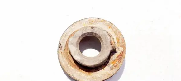 Skoda Octavia Mk2 (1Z) Front coil spring rubber mount 1k0512297c