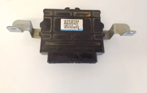 Mitsubishi Pajero Other control units/modules MR400420 X2T84172M1 2826
