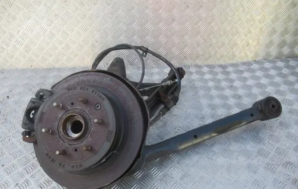 Mitsubishi Pajero Front wheel hub spindle knuckle 