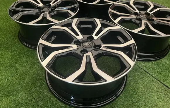 Ford Fiesta R17 alloy rim 