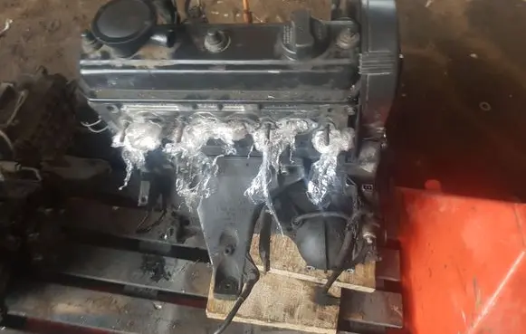 Volkswagen PASSAT B5 Engine