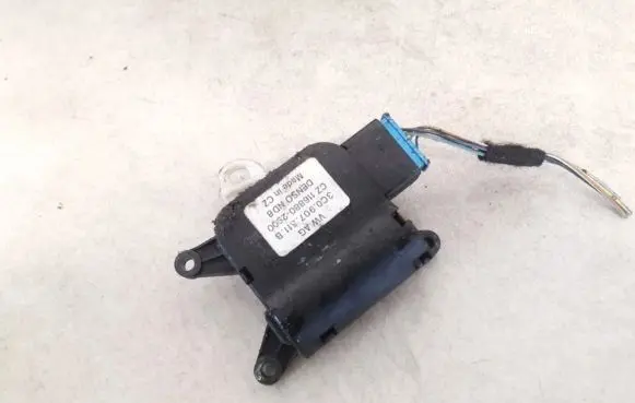 Volkswagen Golf V Air flap motor/actuator 3C0907511B 1168802900