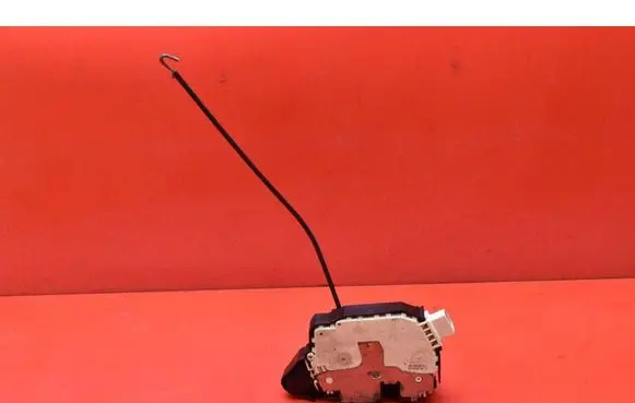 Land Rover Freelander Front door lock