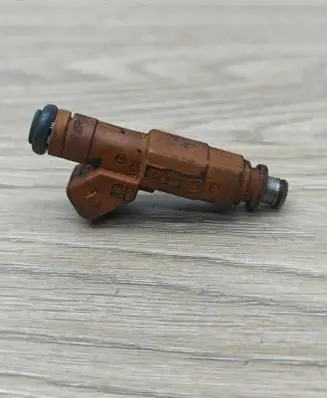 Volvo XC90 Fuel injector 9186340