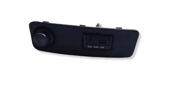 Hyundai i20 (PB PBT) USB socket connector 961201J000 PBMC1211193093