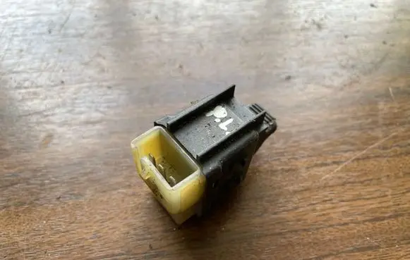 Chrysler Sebring (ST-22 - JR) Electric window control switch 04602514AA
