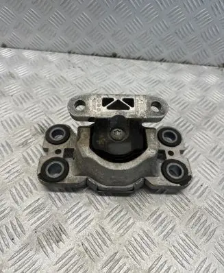 Land Rover Evoque I Engine mount bracket BJ327M121AC