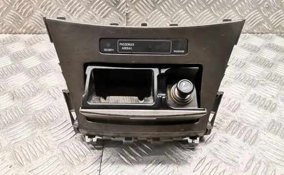 Toyota Avensis T270 Car ashtray 83950050010