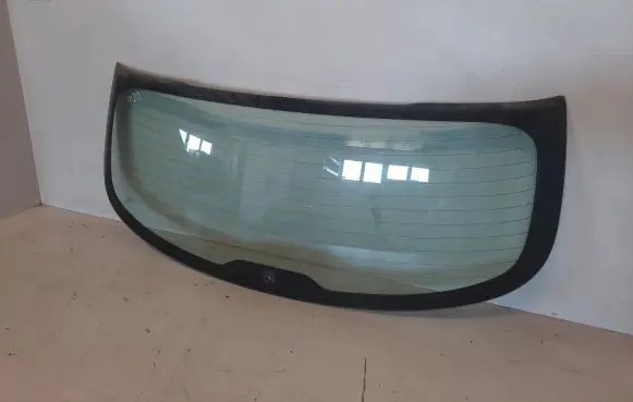 Hyundai ix20 Rear windscreen/windshield window 