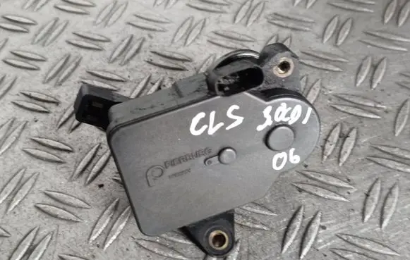 Mercedes-Benz CLS C219 Intake manifold valve actuator/motor A642150049402