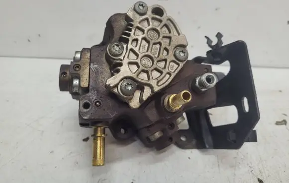 Ford Focus Fuel injection high pressure pump 0445010102 9683703780 01004201112