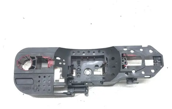 Rear door exterior handle/bracket