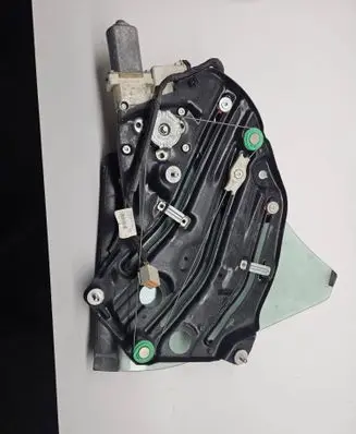 Ford Mustang VI Rear side window 14A411CC G281T 33178500
