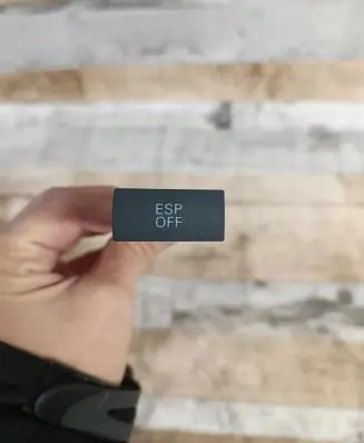 ESP (stability program) switch