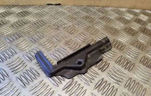 Battery bracket