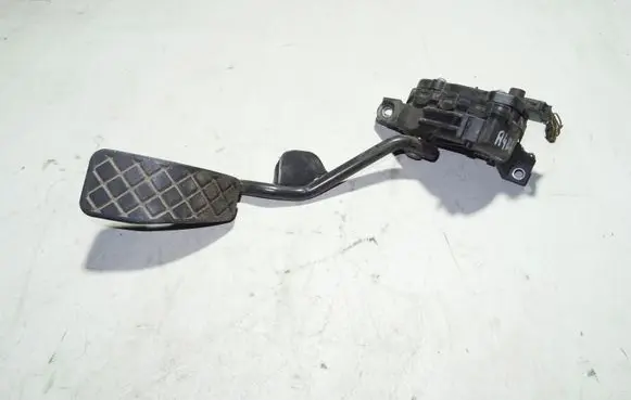 Audi A4 S4 B6 8E 8H Accelerator throttle pedal 8E2721523 6PV00777008
