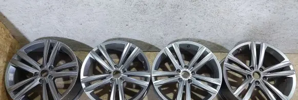 Volkswagen Arteon R18 alloy rim 3G8601025 3777933 3669679