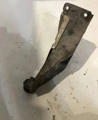 BMW X5 E70 Engine mounting bracket 6772680 A1519CU3 67871110