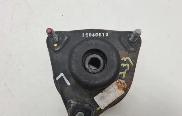 Hyundai Santa Fe Coil spring mount 