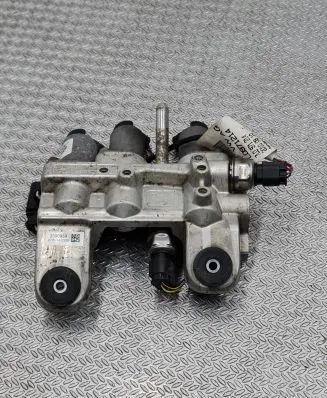 Porsche Cayenne (92A) Active stabilizer control/valve assembly 7P5411851