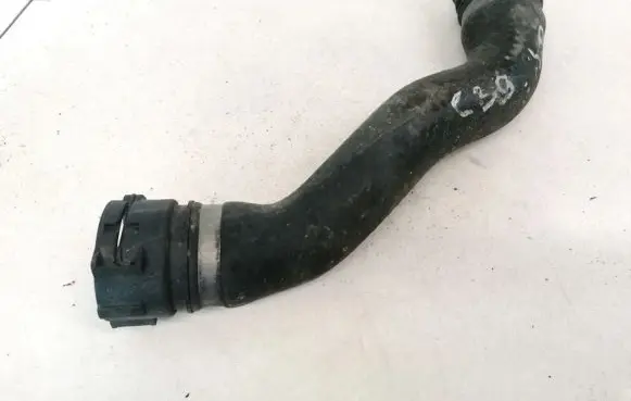 BMW 5 E39 Engine coolant pipe/hose