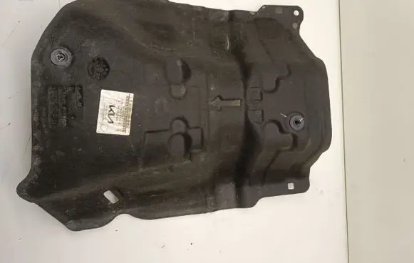 KIA Sportage Heat shield in engine bay 84113CJ400