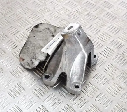 Audi A4 S4 B8 8K Engine mounting bracket 8K0199307BH