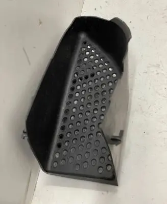 Porsche Macan (95B) Intercooler air channel guide 95B121700C