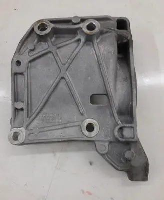 Fiat Ducato A/C compressor mount bracket 46349062 433490620 000463490620