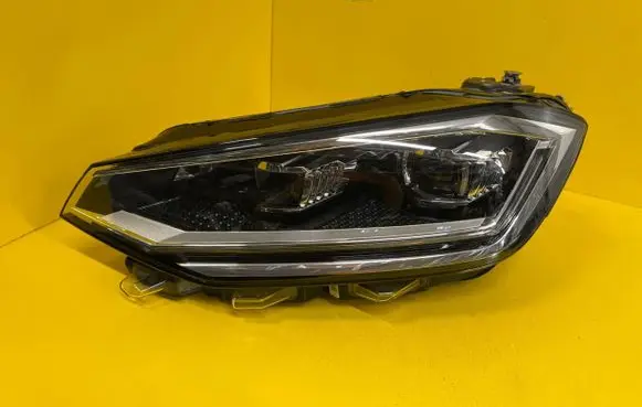 Volkswagen Golf Sportsvan Headlight/headlamp 517941081