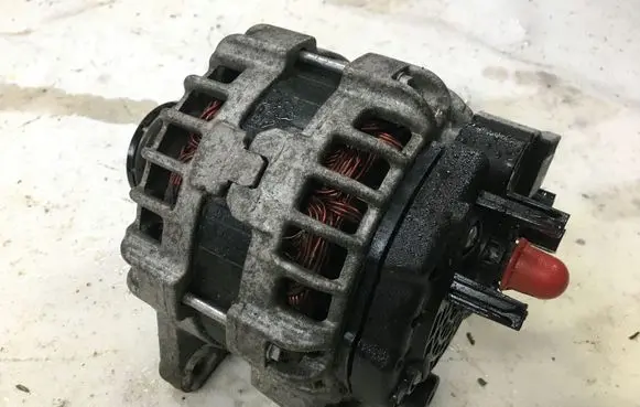 Nissan Qashqai Generator/alternator 231004BE0BF