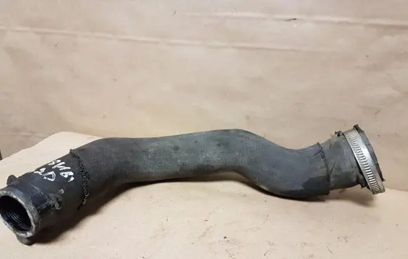 Audi A8 S8 D3 4E Intercooler hose/pipe 4E0145737H