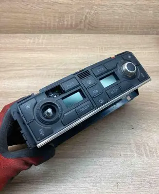 Audi A8 S8 D3 4E Climate control unit 4E0820043C 4E0910043B
