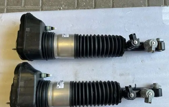 BMW 7 G70 Front shock absorber/damper