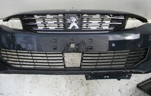 Peugeot 508 Front bumper