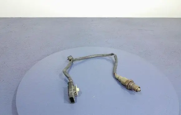 Audi A4 S4 B7 8E 8H Lambda probe sensor 8593852