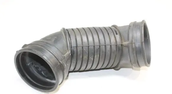 Audi A4 S4 B7 8E 8H Air intake hose/pipe 8E0129627R