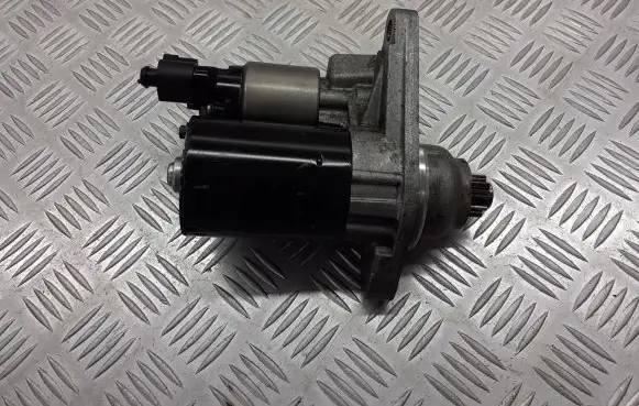 Seat Ibiza III (6L) Starter motor 02T911023R