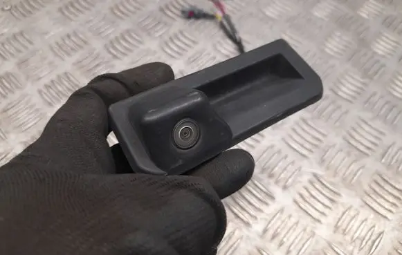 Audi A5 Tailgate handle with camera 8W8827566D