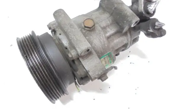 Renault Megane II Air conditioning (A/C) compressor (pump) 8200220924