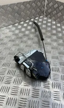 Subaru Forester SJ Front door lock