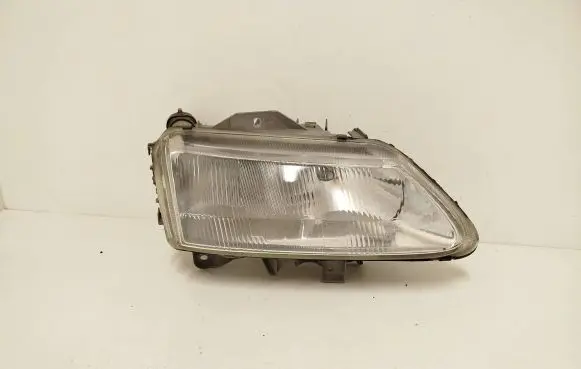 Renault Laguna I Headlight/headlamp