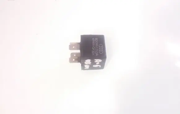 Audi A6 S6 C5 4B Other relay 8D0951253A